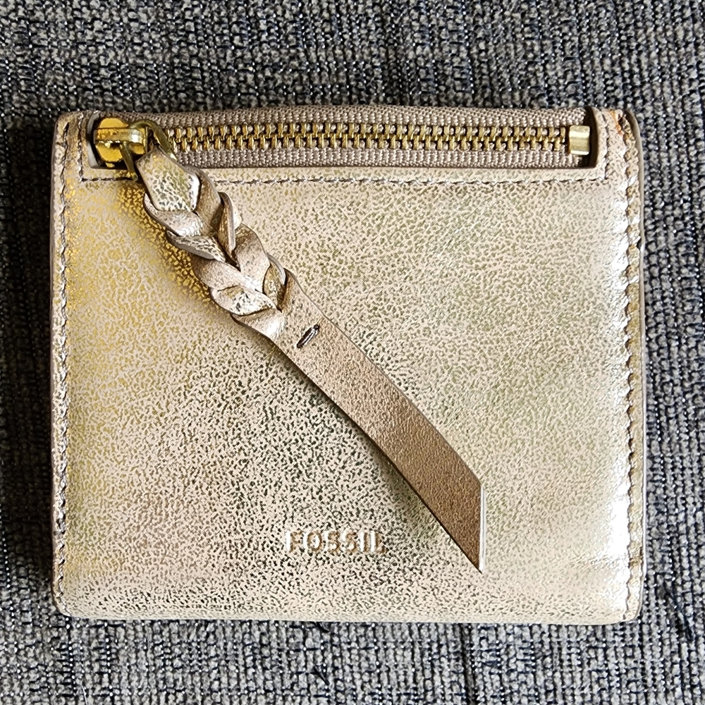 Gold Fossil bi-fold women's wallet